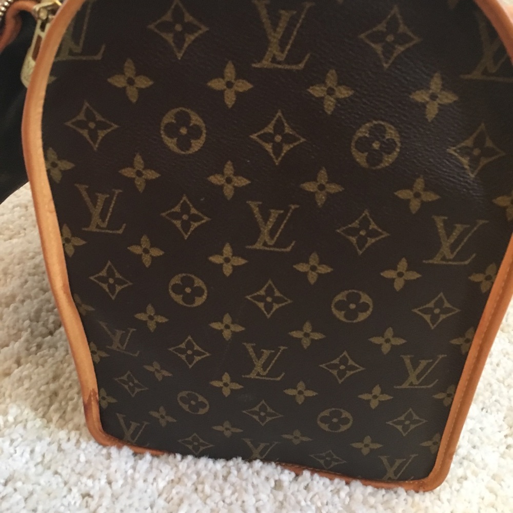 Sold!!!  Authentic Louis Vuitton pet Carrier - Picture 6 of 8